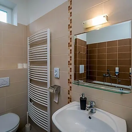Aparthotel Miramonti 3*
